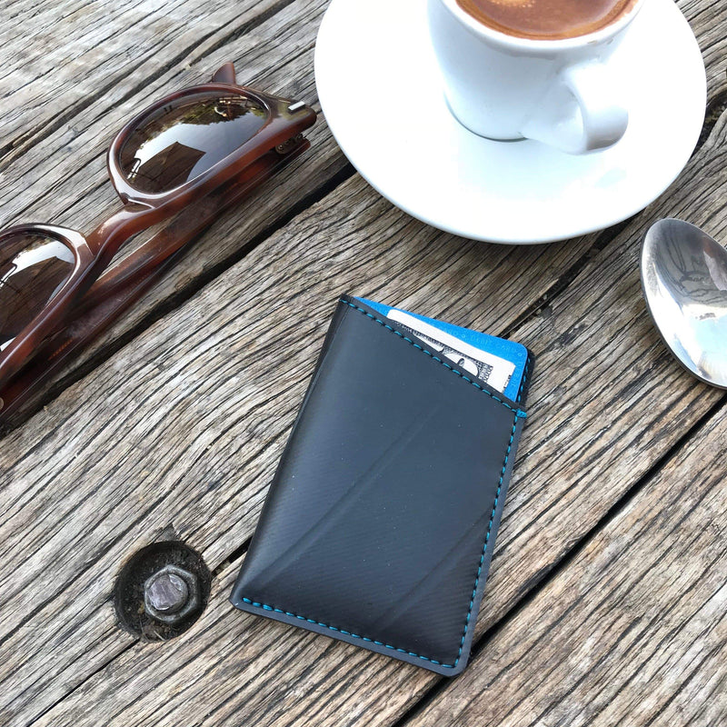 TEKKNU Minimalist Wallet sustainably-made-from-upcycled-tire-inner-tubes